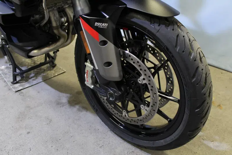 Ducati Multistrada V4 S Grand Tour (2024) (7)