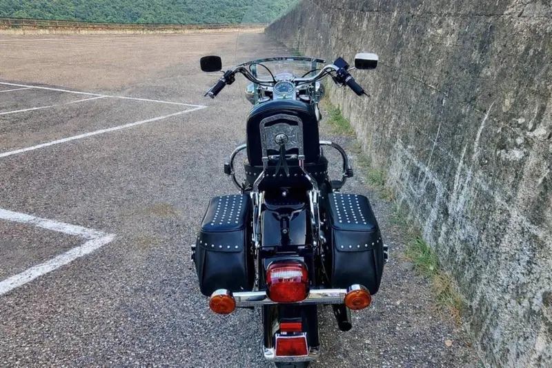Harley-Davidson 1340 Heritage Classic (1984 - 98) - FLSTC (7)