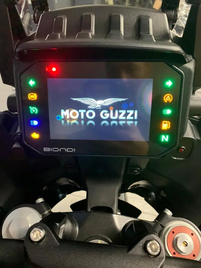 Moto Guzzi Stelvio PFF (2024 - 26) (8)