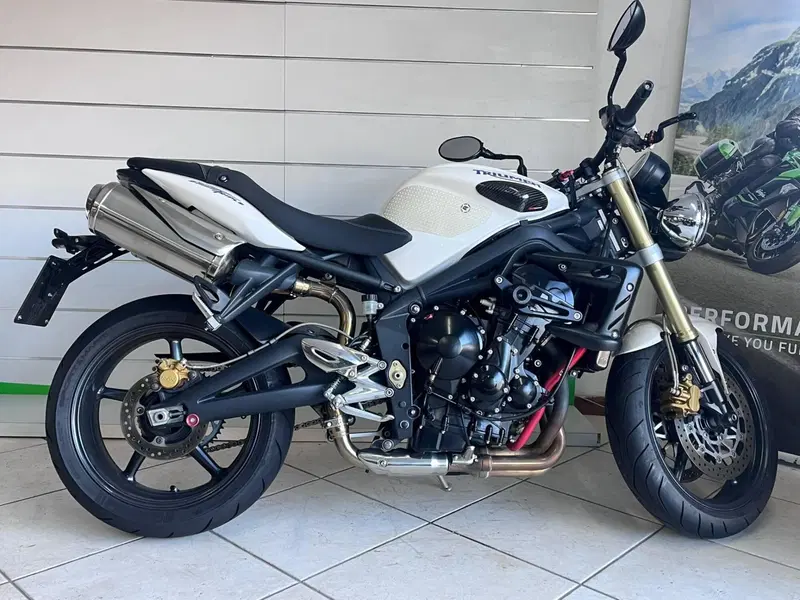 Triumph Street Triple (2007 - 12)
