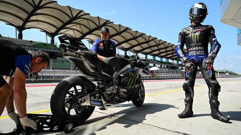 MotoGP 2026. Test di Sepang. &Aacute;lex Rins: "Ci hanno detto che non potevamo uscire perch&eacute; i motori di Fabio Quartararo e Toprak Razgatlioglu si erano rotti"