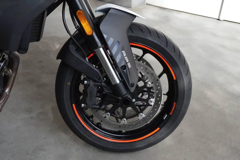 CFMOTO 800NK Advanced (2023 - 26) (19)