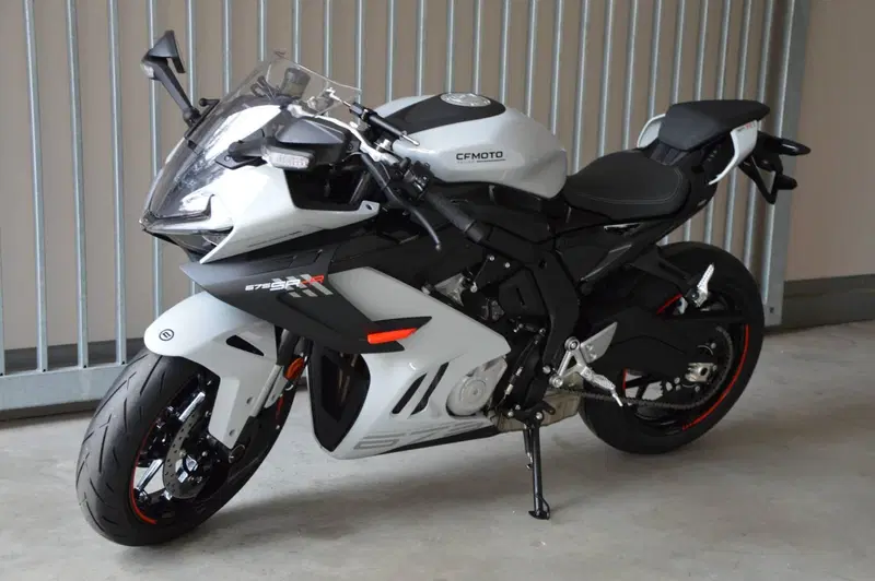 CFMOTO 675SR-R (2025 - 26) (10)