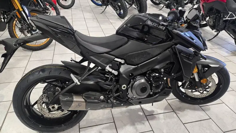 Suzuki GSX-S1000 EVO (2025 - 26) (3)