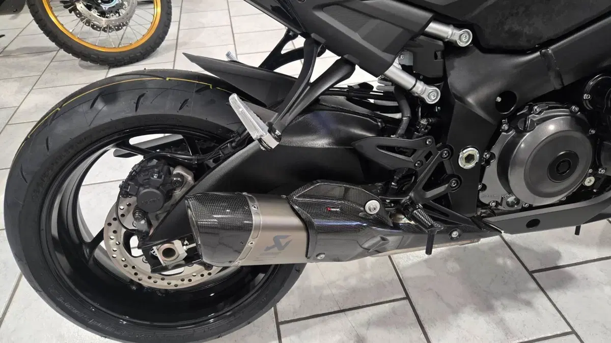Suzuki GSX-S1000 EVO (2025 - 26) (4)