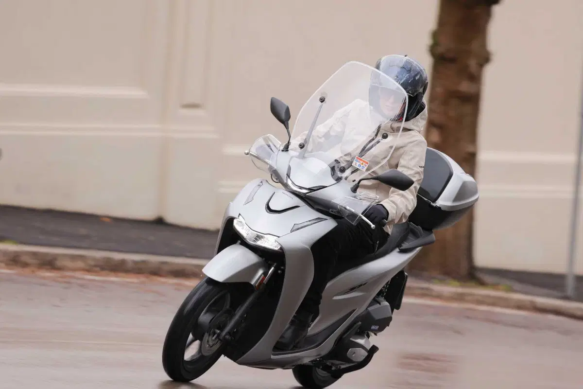 SH 125i e 150i 2026 TEST: tante novità e tante conferme per il best seller Honda [VIDEO E GALLERY]  (4)
