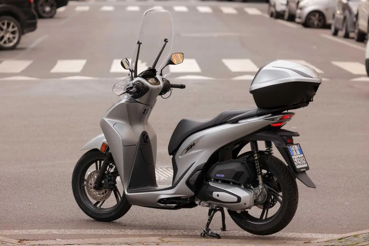 SH 125i e 150i 2026 TEST: tante novità e tante conferme per il best seller Honda [VIDEO E GALLERY]  (6)