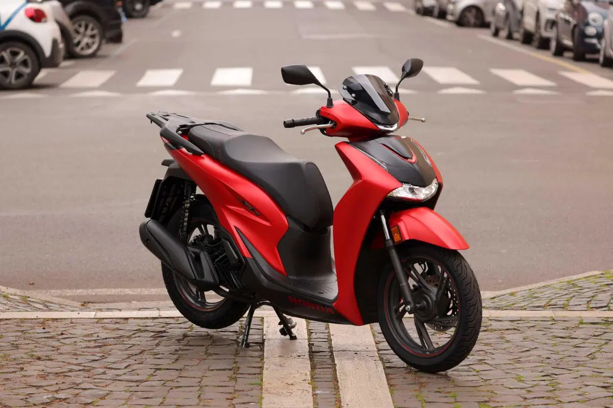 SH 125i e 150i 2026 TEST: tante novità e tante conferme per il best seller Honda [VIDEO E GALLERY]  (9)