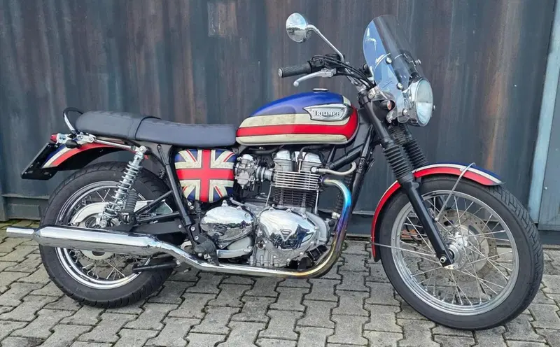 Triumph Bonneville T100 (2001 - 07)