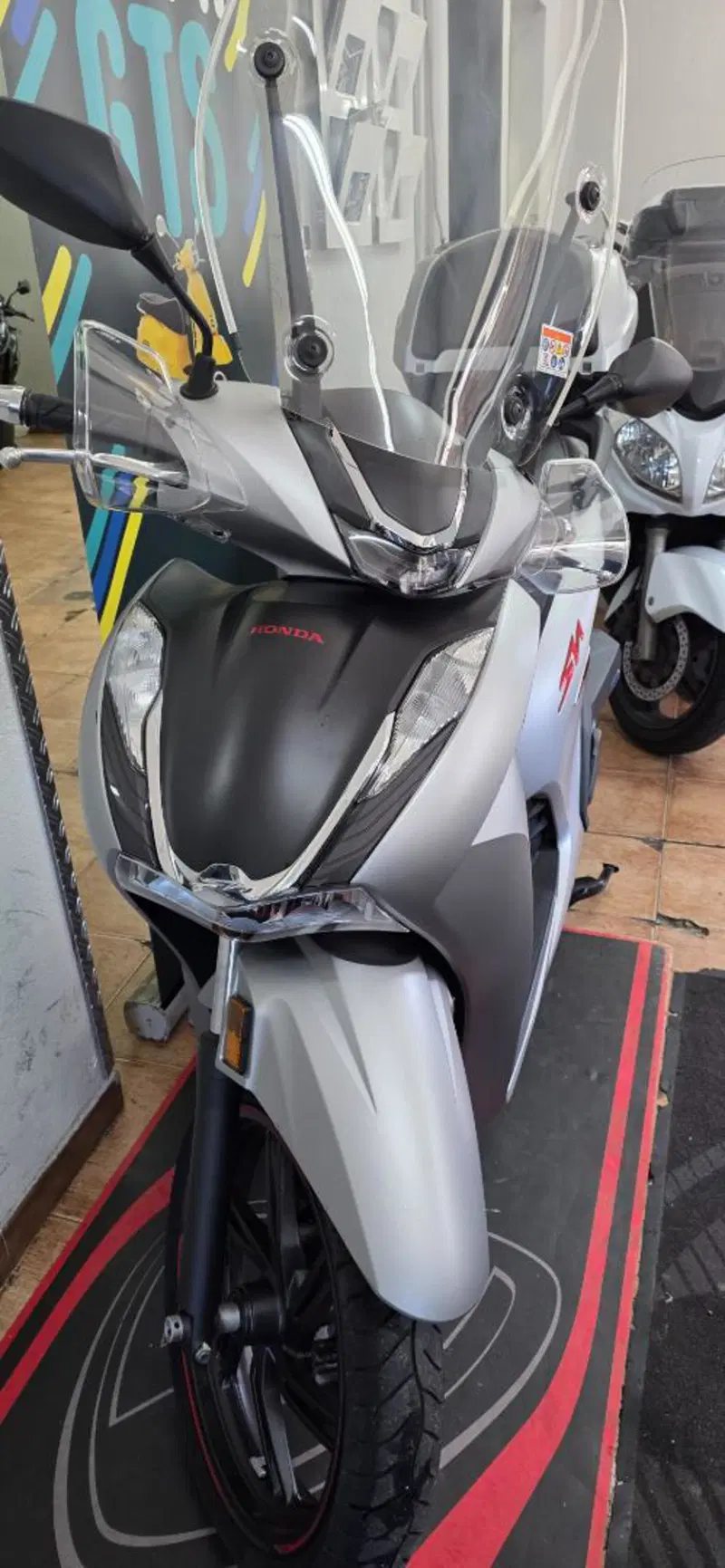 Honda SH 350 Sport (2021 - 24) (2)