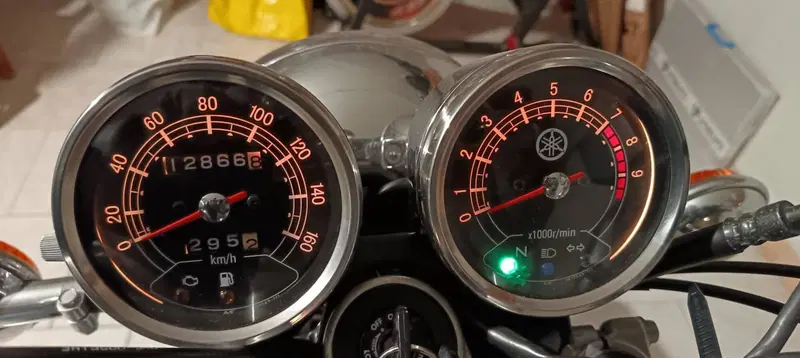 Yamaha SR 400 (2013 - 17) (5)