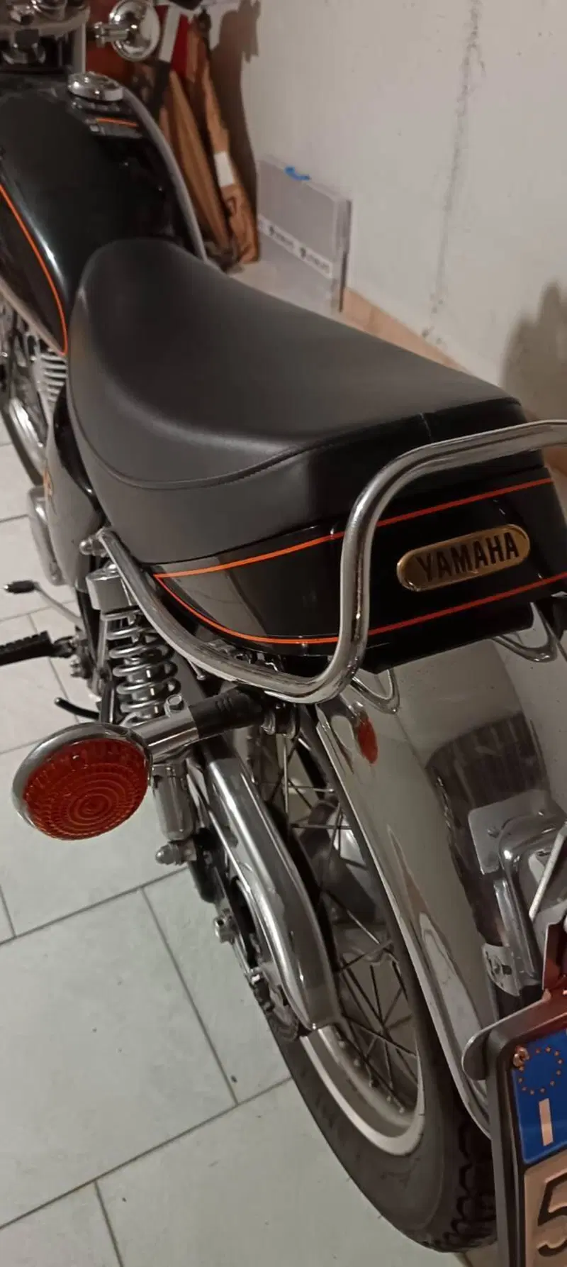 Yamaha SR 400 (2013 - 17) (7)