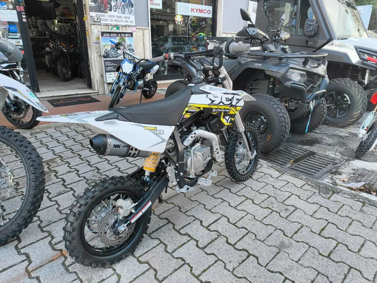 YCF Pilot 125 (2024 - 26) (5)