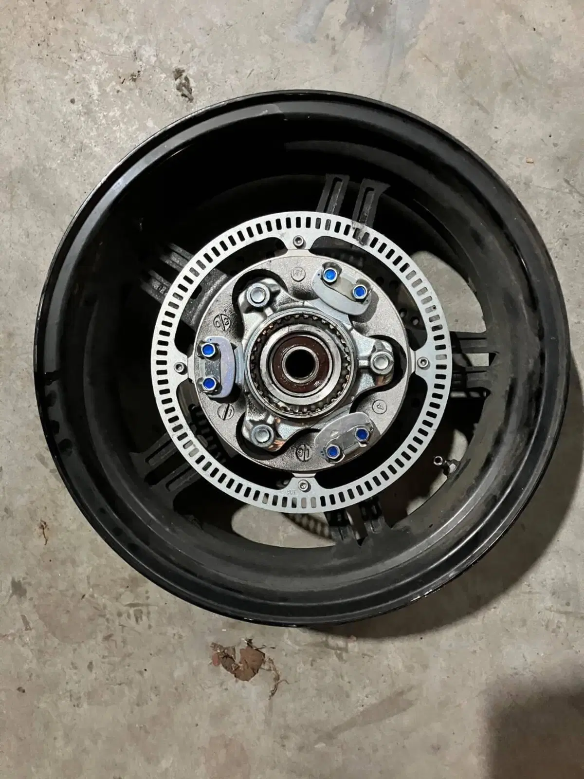 Cerchio Posteriore Suzuki 650 Burgman 2018 (2)