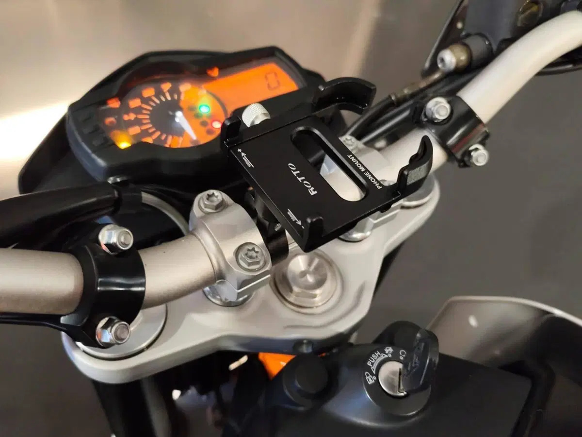 KTM 690 Duke (2012 - 16) (14)
