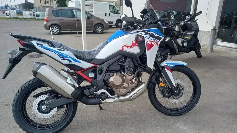 Honda Africa Twin CRF 1100L ES DCT (2024 - 26) (2)