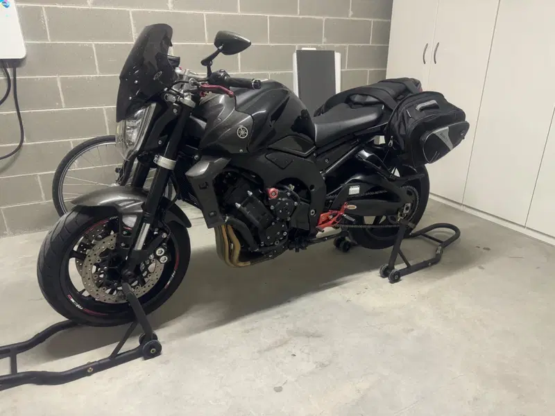 Yamaha FZ1 (2006 - 16) (2)