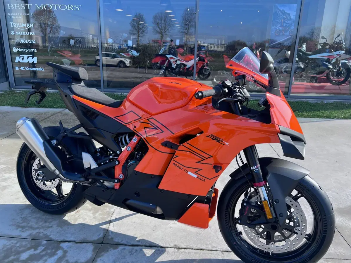KTM 990 RC R (2026) (13)