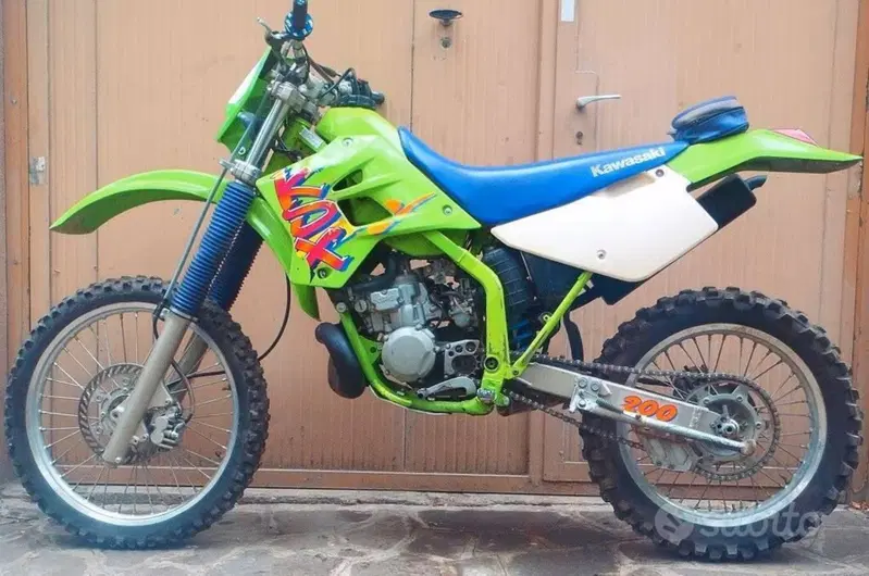 Kawasaki KDX 200 (2)