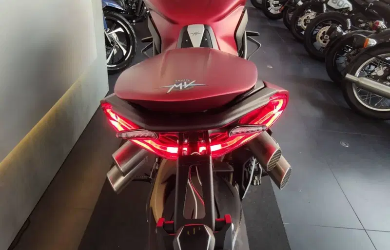MV Agusta Brutale 1000 Serie Oro (2019 - 20) (15)