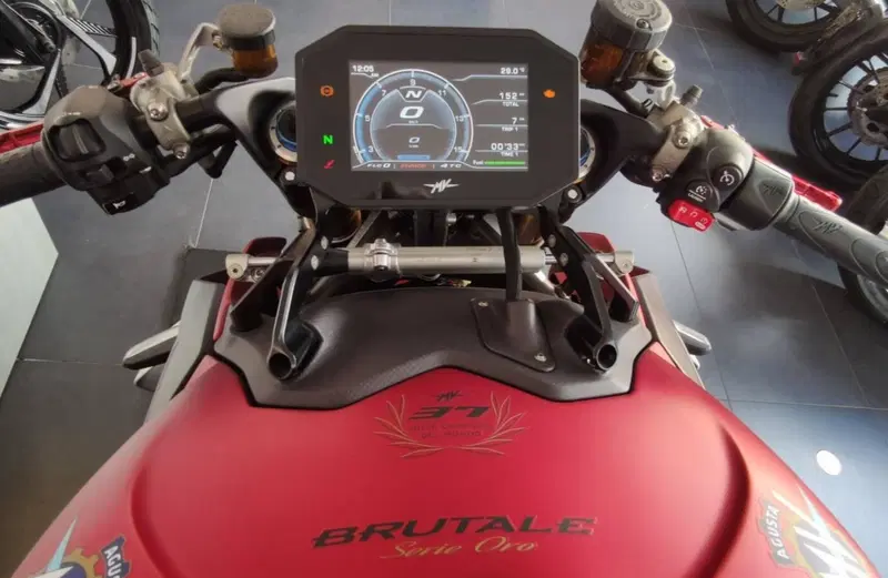 MV Agusta Brutale 1000 Serie Oro (2019 - 20) (18)