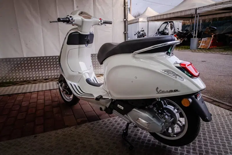 Vespa Primavera 125 (2024 - 25) (4)