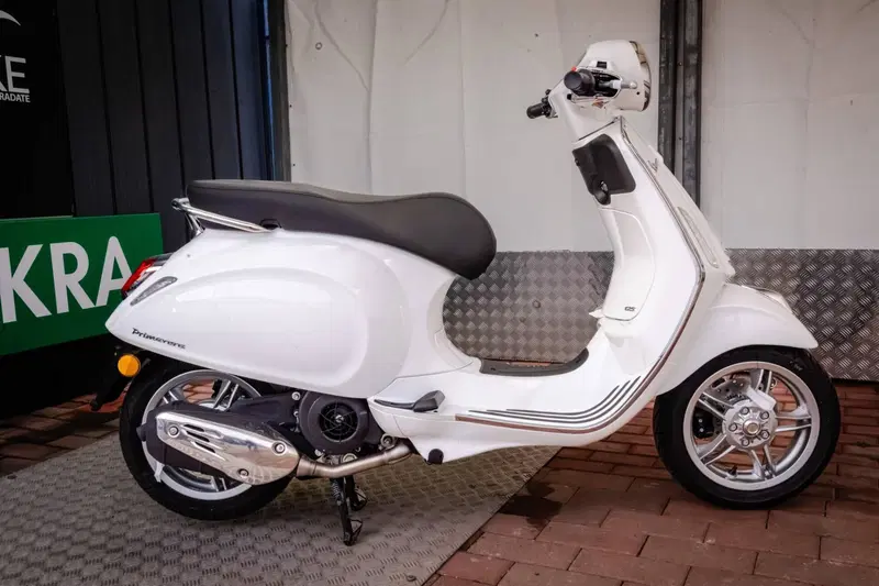 Vespa Primavera 125 (2024 - 25) (14)