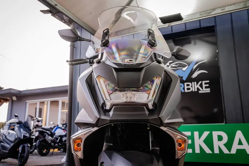 Kymco Skytown 125i (2024 - 26) (8)