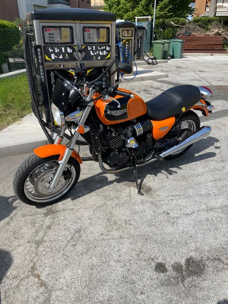 Triumph Thunderbird 900 Sport (2003 - 04) (13)