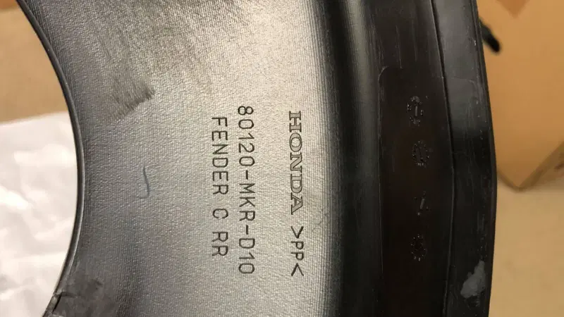 PARAFANGO POSTERIORE PER HONDA CBR 1000 RR-R CODIC (4)
