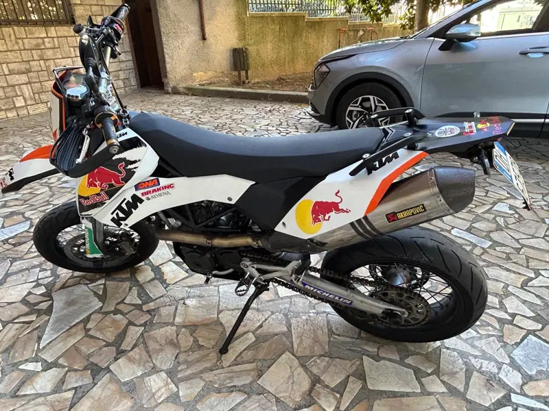 KTM 690 SMC (2008- 11)
