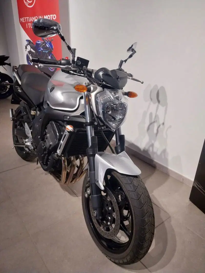Yamaha FZ6 S2 (2007 - 11) (3)
