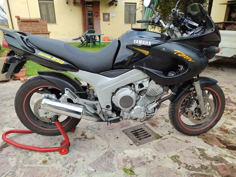 Yamaha Tdm (4)