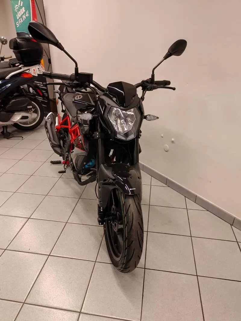 Benelli BN 125 (2026) (6)