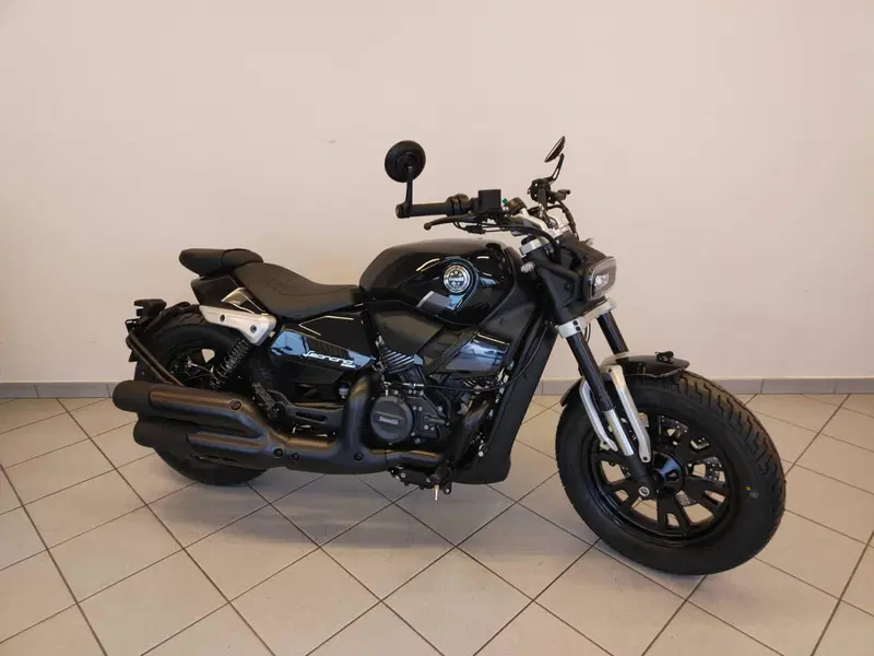 Benelli Leoncino 400 Bobber (2026) (11)