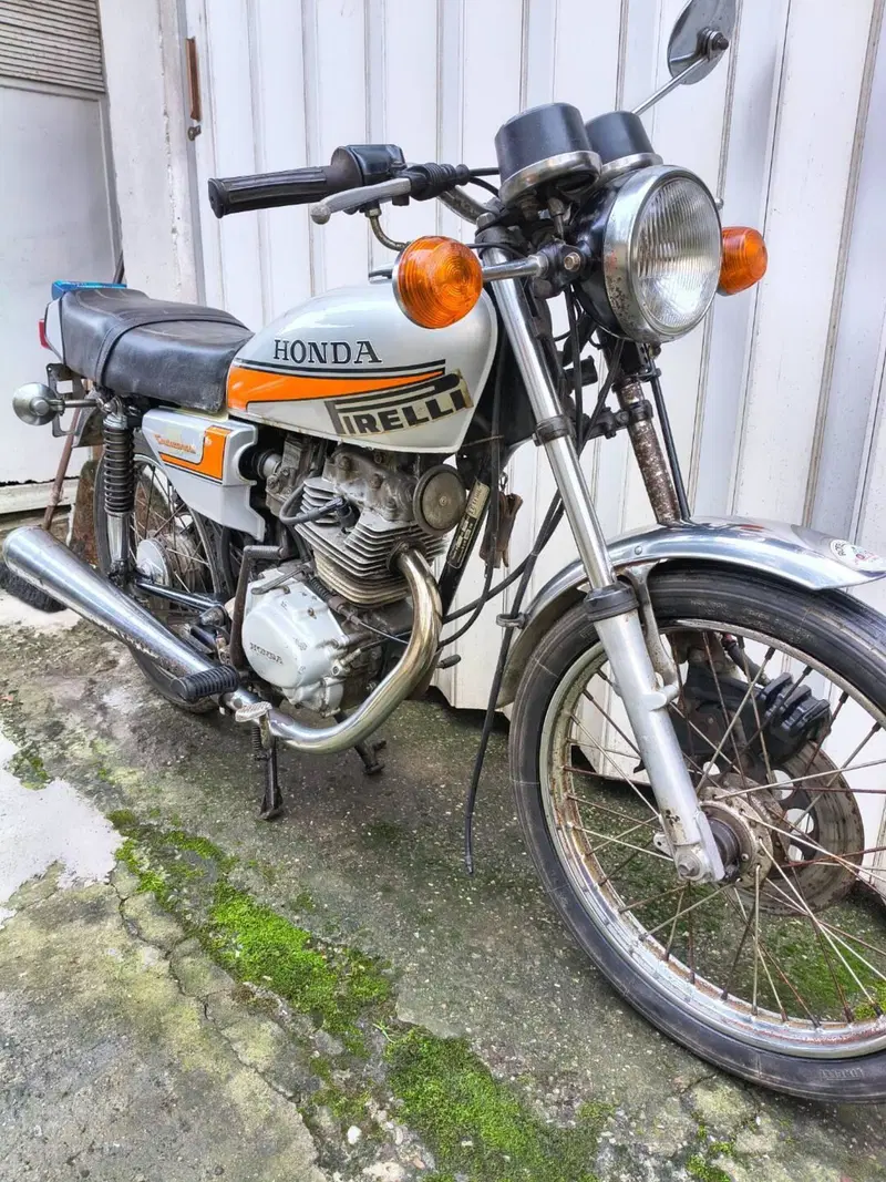 Honda CB 125 J Endurance (7)