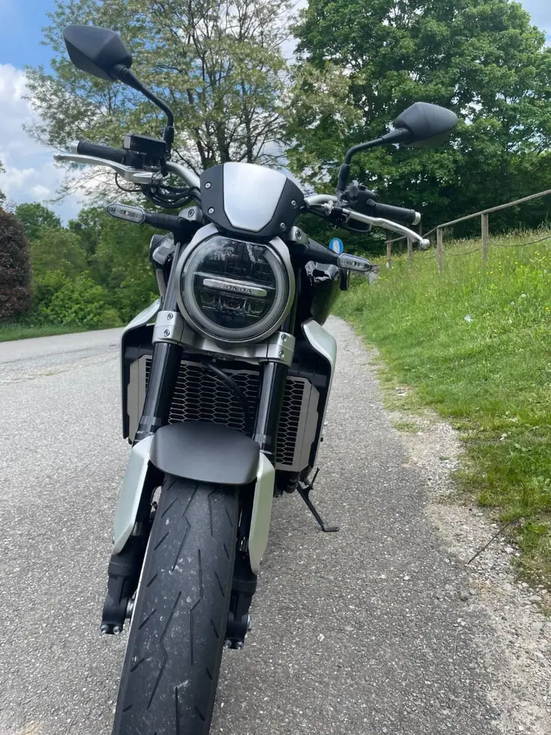 Honda CB 1000 R + Neo Sport Cafè (2019 - 20) (5)