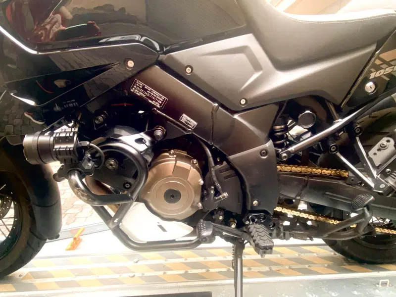 Suzuki V-Strom 1050XT (2020 - 23) (7)