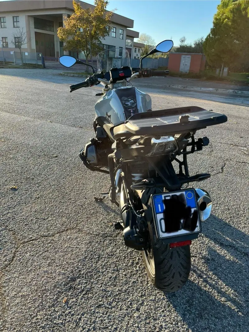Bmw R 1250 R (2021 - 25) (3)