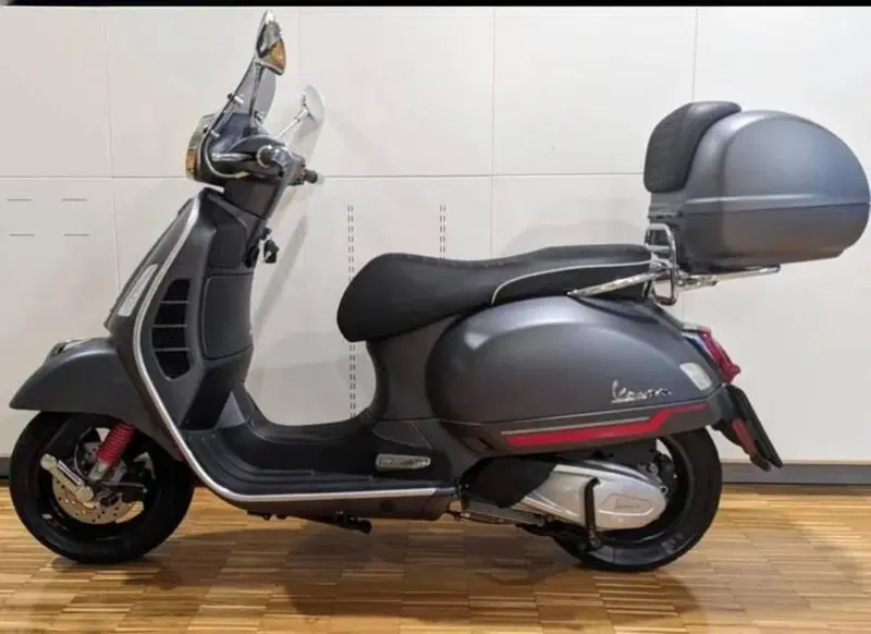 Vespa GTS 300 Super Sport Hpe (2021 - 22) (3)