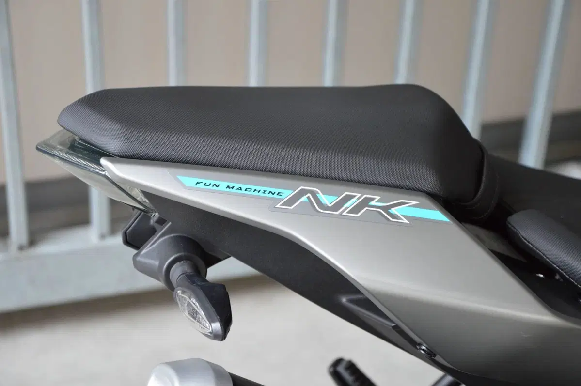 CFMOTO 125NK (2025 - 26) (10)