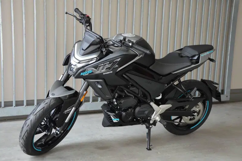 CFMOTO 125NK (2025 - 26) (14)