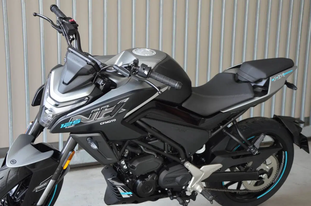 CFMOTO 125NK (2025 - 26) (15)