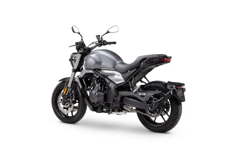 Voge Trofeo 500AC (2022 - 26) (6)