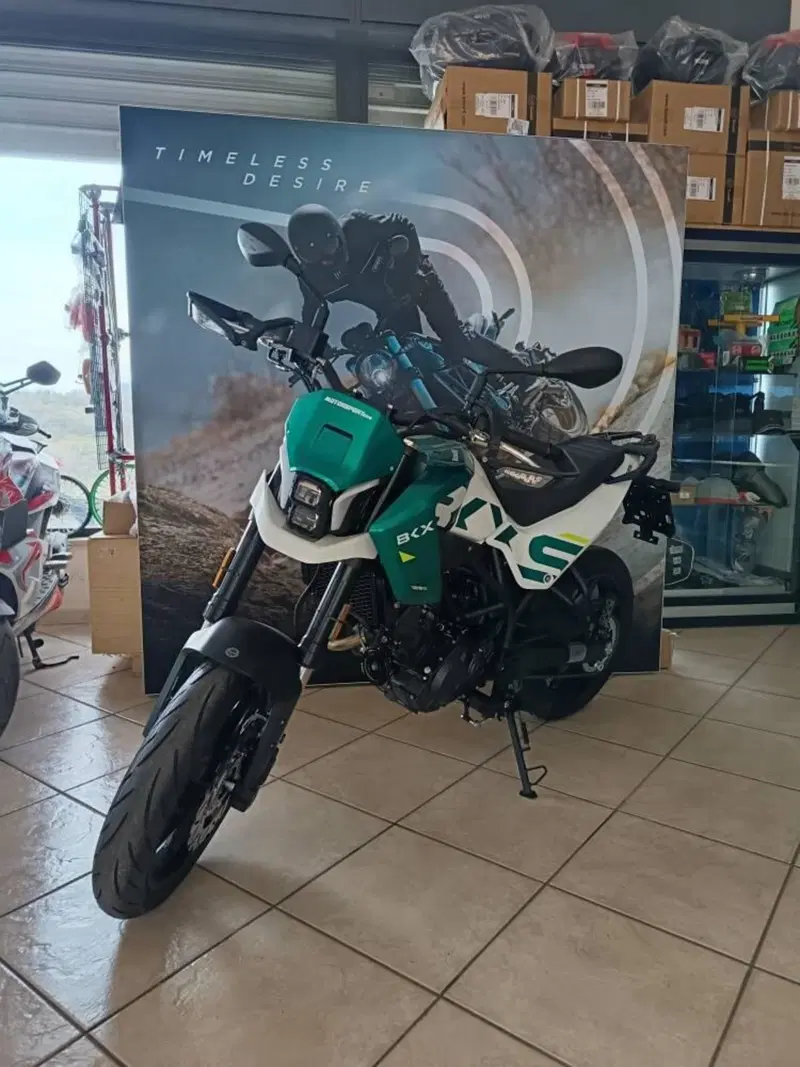 Benelli BKX 125 S (2026) (3)