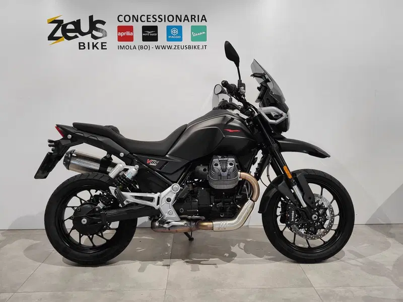 Moto Guzzi V85 Strada (2024 - 26) (8)