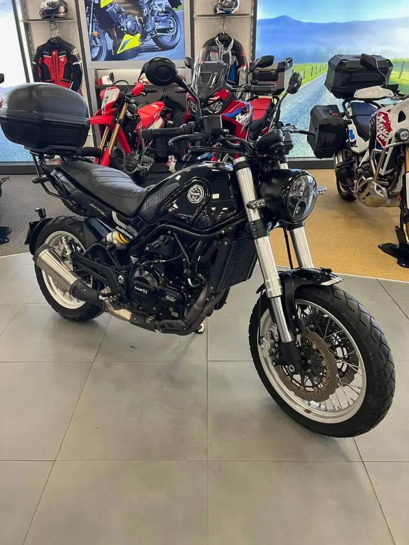 Benelli Leoncino 500 (2021 - 25) (3)