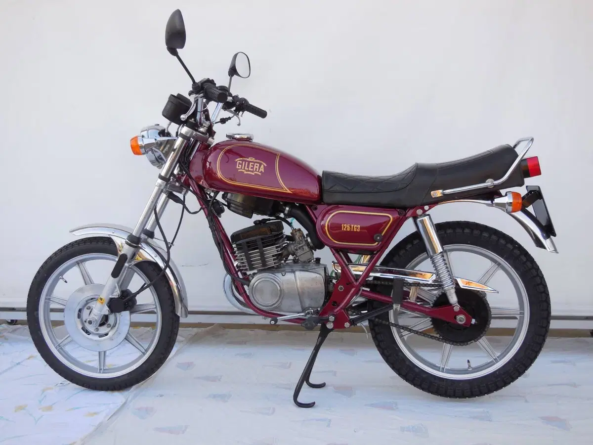Gilera TG3 - 125 CUSTOM (2)