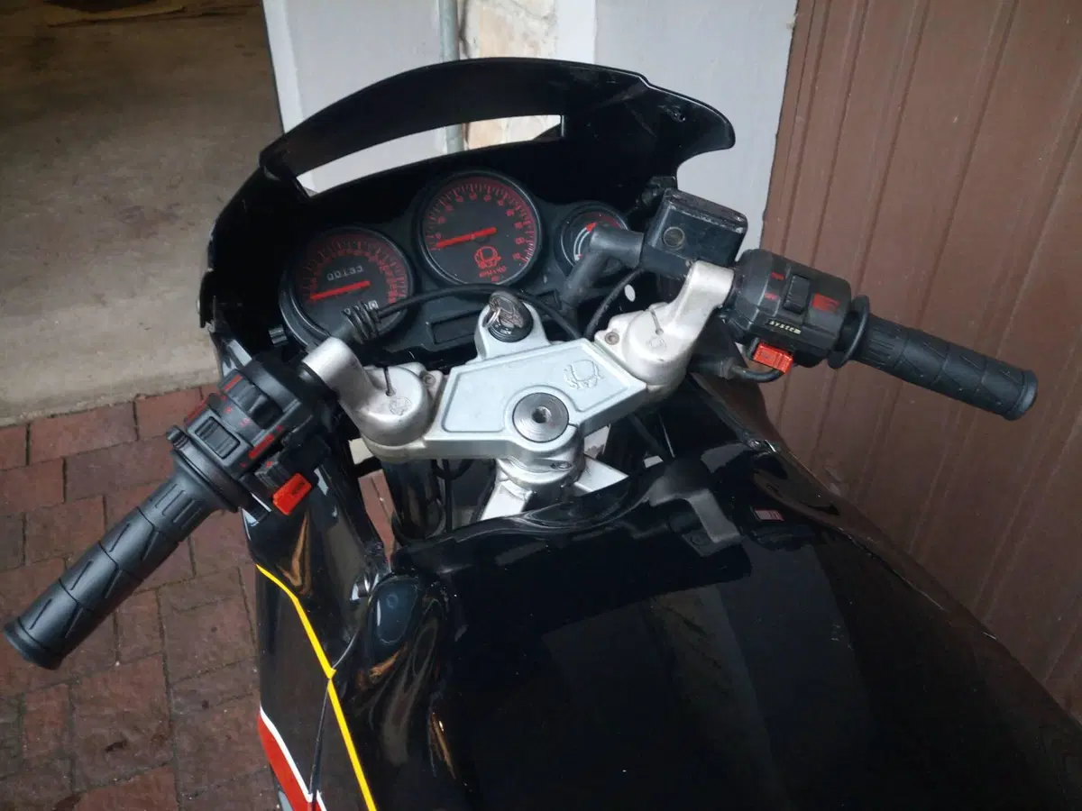 Cagiva Freccia C10R (6)
