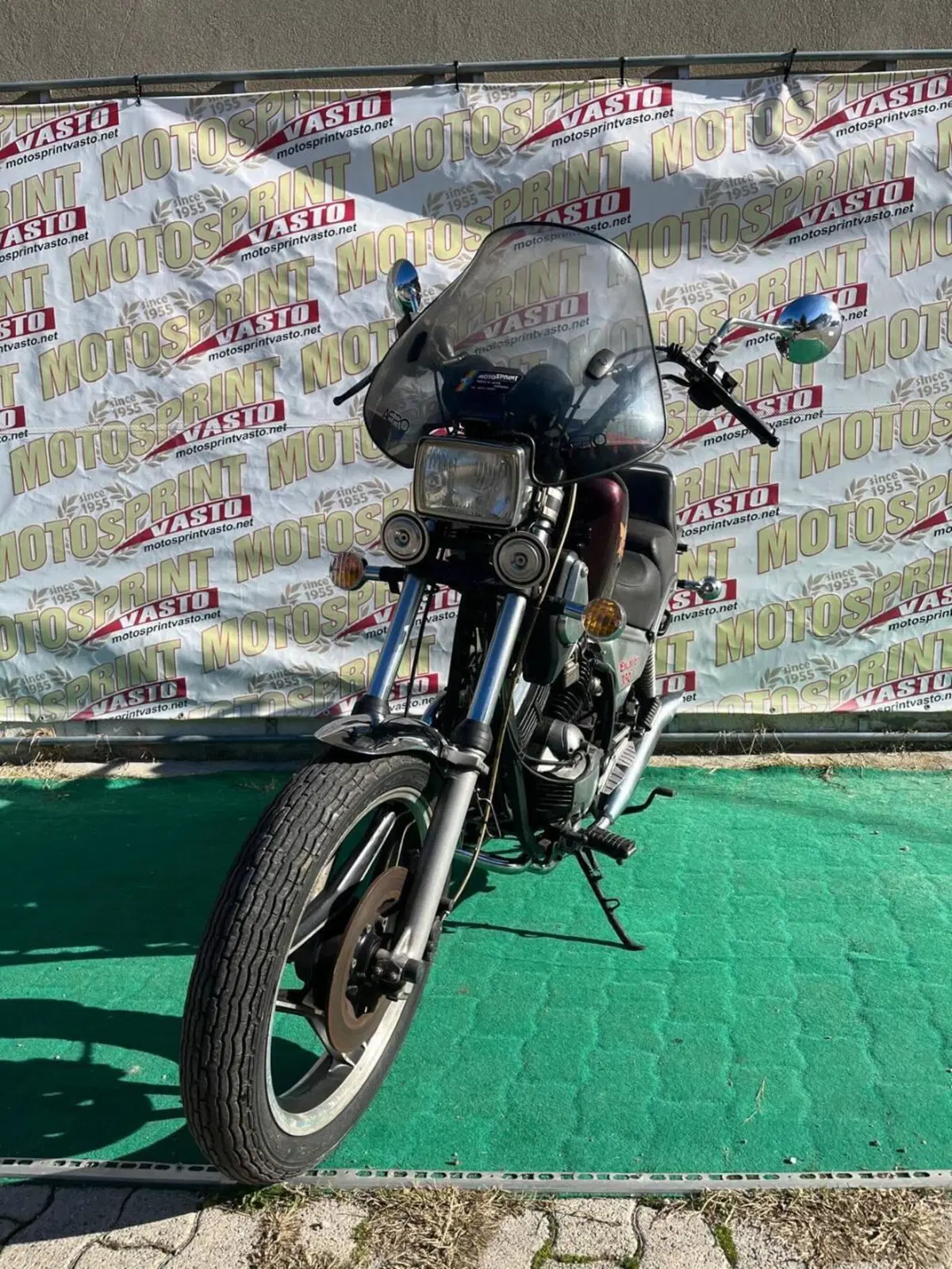 Moto Morini Excalibur 350 (3)